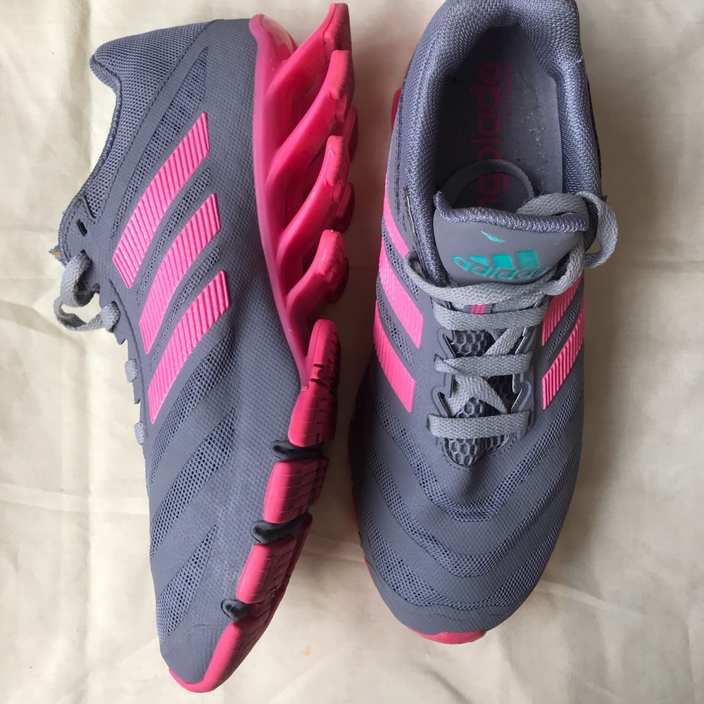 Adidas Womens Springblade Running Shoes. Size:  7 Good condition.